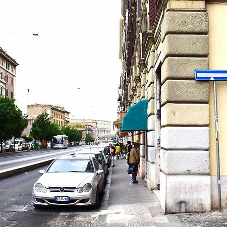 Вилла Le Rondini A Roma Экстерьер фото