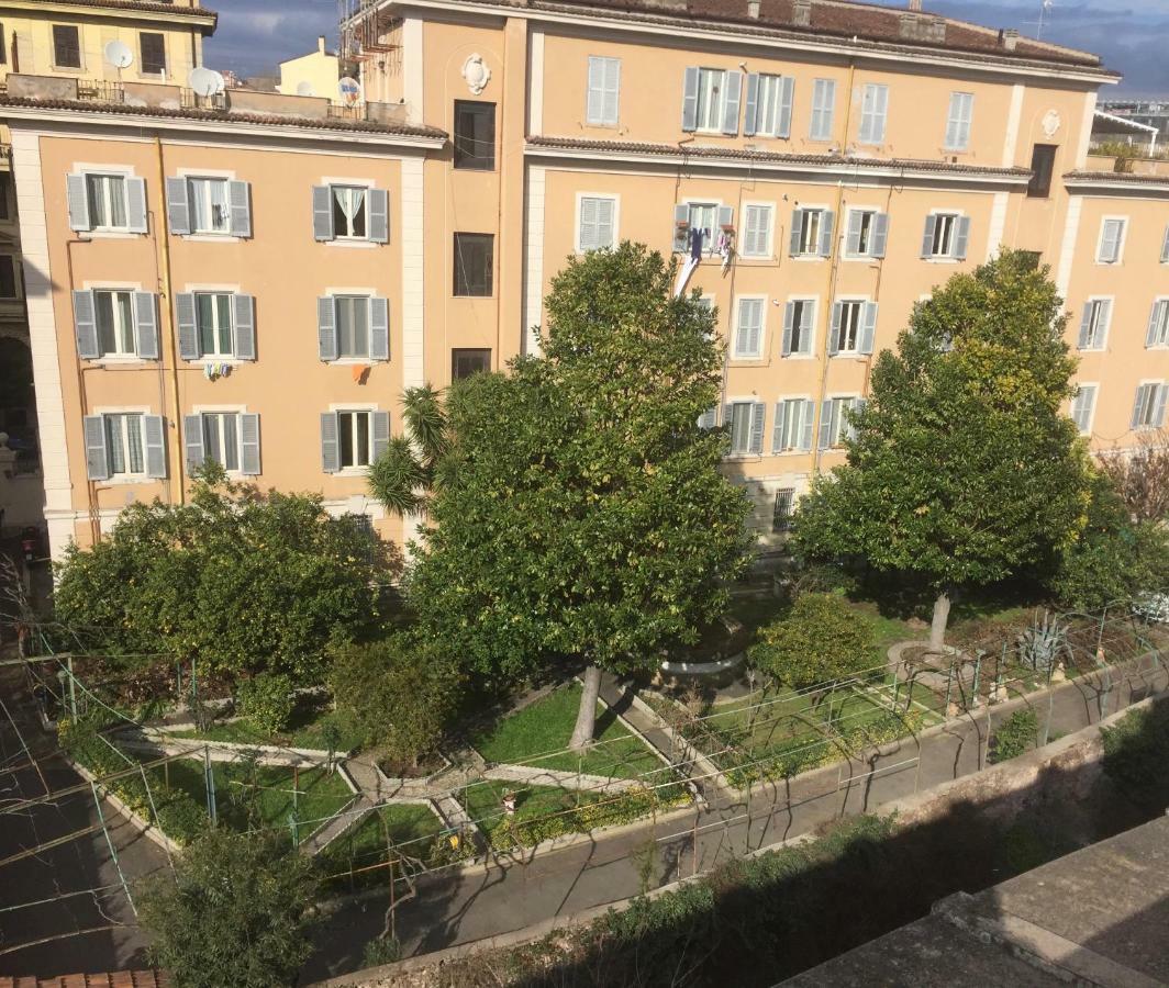 Вилла Le Rondini A Roma Экстерьер фото